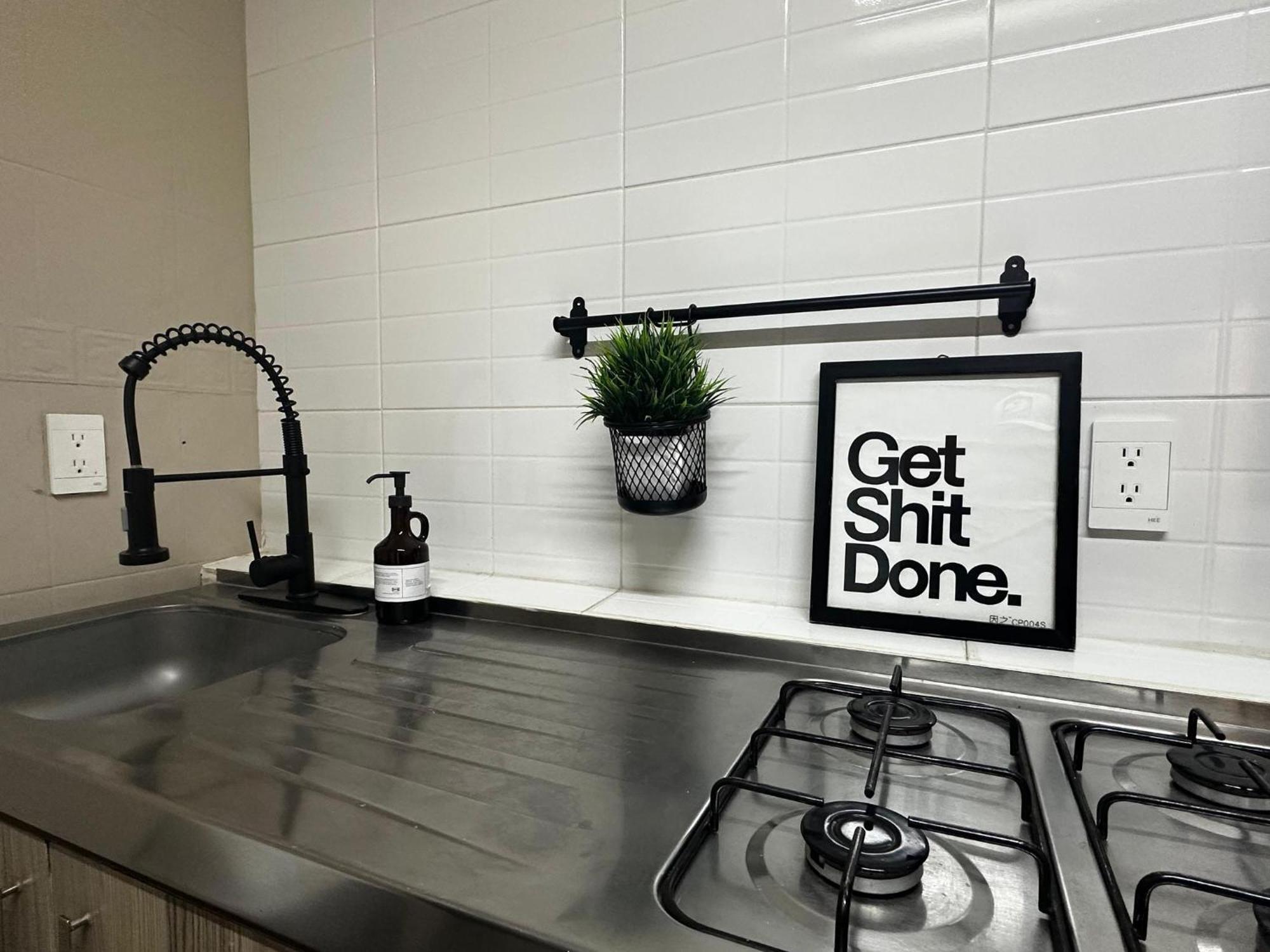 Mega Cool Home Hasta Para 16 Personas กัวดาลาฮารา ภายนอก รูปภาพ